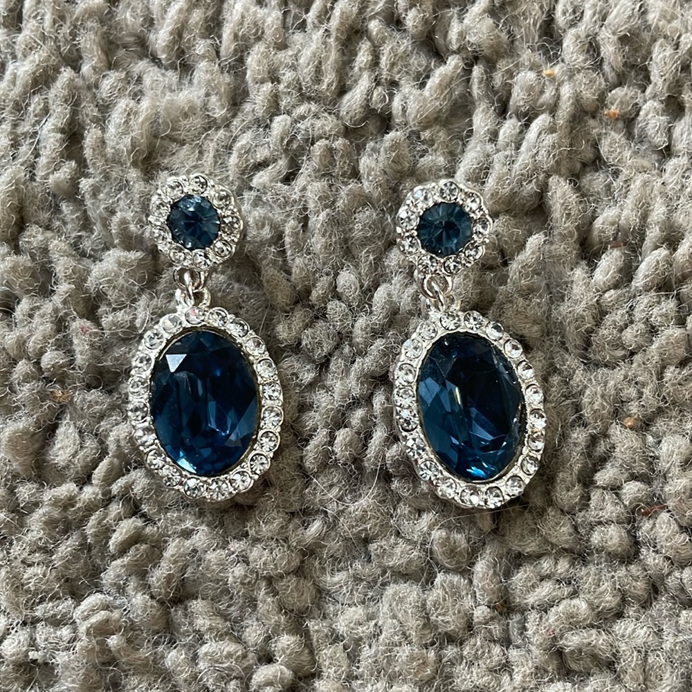 Blue dangle earrings